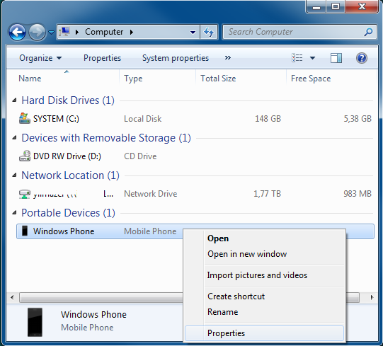 Windows Phone 8 device is listed in Windows Explorer